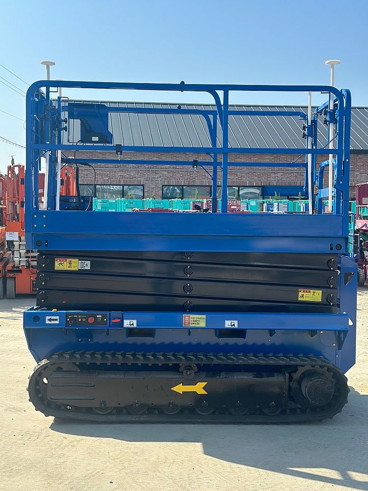 궤도고소작업대 정부지원가능 / 튼튼한 궤도장비--3