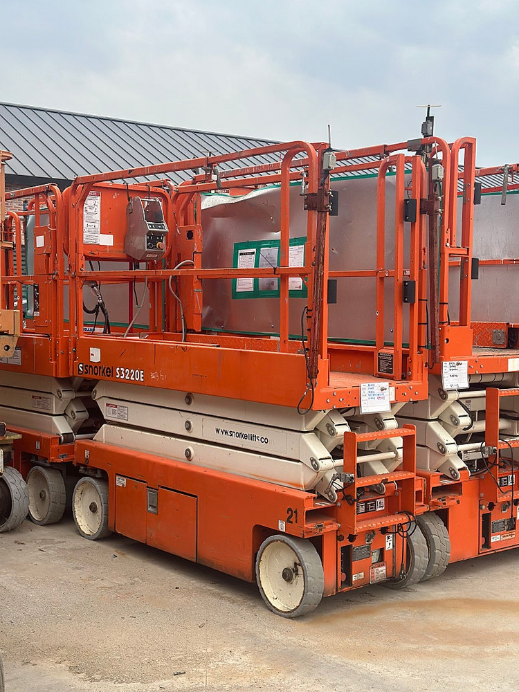 작업 8m의 내구성좋은 고소장비 S3220E , 가격이너무좋음--5