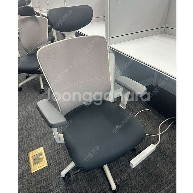 퍼시스 사무용가구 책상 의자 파티션 회의테이블 등등 새...--0