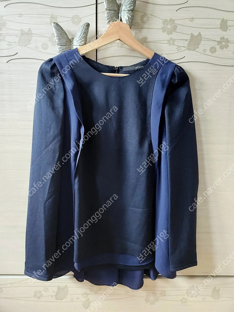 아나카프리 블라우스 55사이즈 거의새옷--0