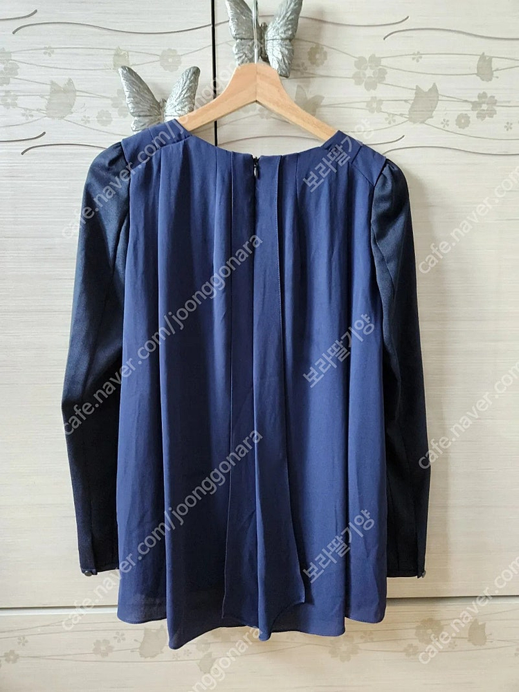 아나카프리 블라우스 55사이즈 거의새옷--1