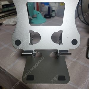 (판매중) 노트북 받침대 미사용 제품 판매 택배비 포함 9천원