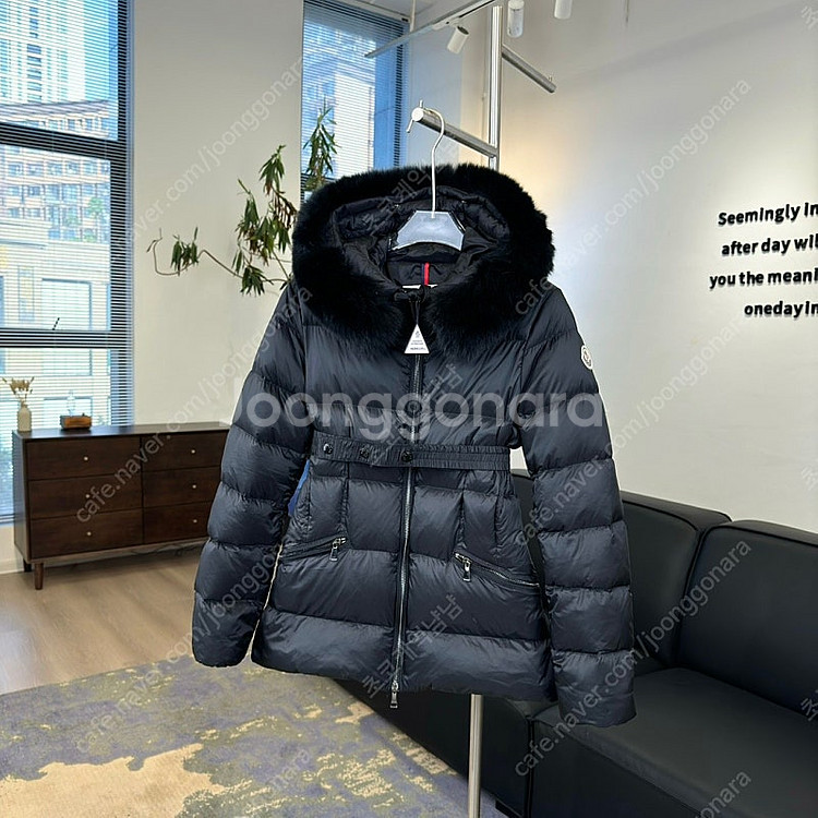몽클레어 보에드 패딩 여자패딩 롱패딩--1