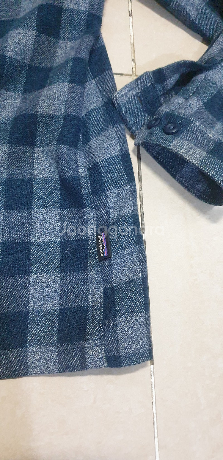 파타고니아 L 플란넬 셔츠 / 아웃도어 리서치 구스패딩 L 등--9