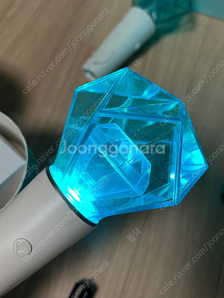 샤이니 야광봉 응원봉 판매합니다--1