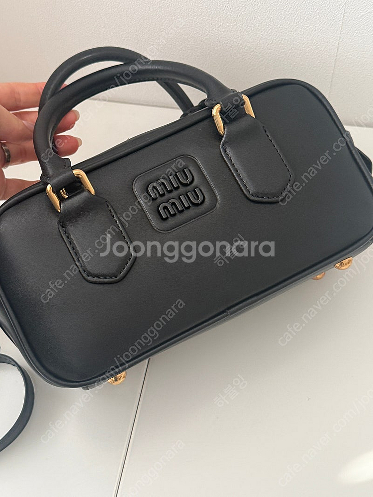 미우미우 아르카디백 스몰 블랙--0