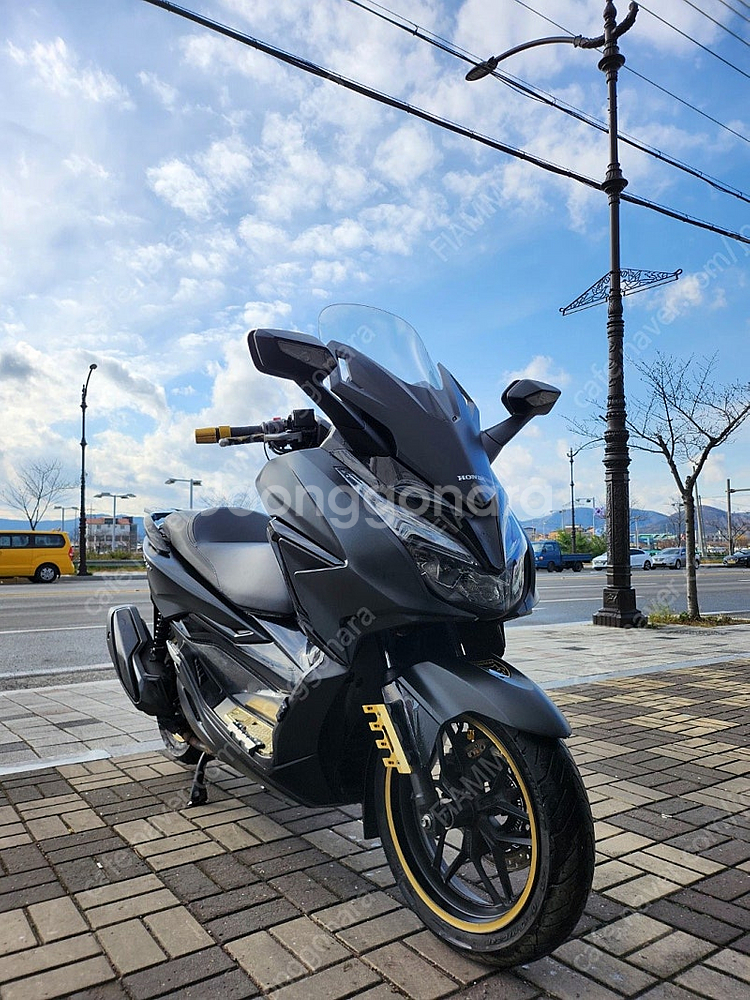 경북 경주 포르자 350 22년식 18800키로--0