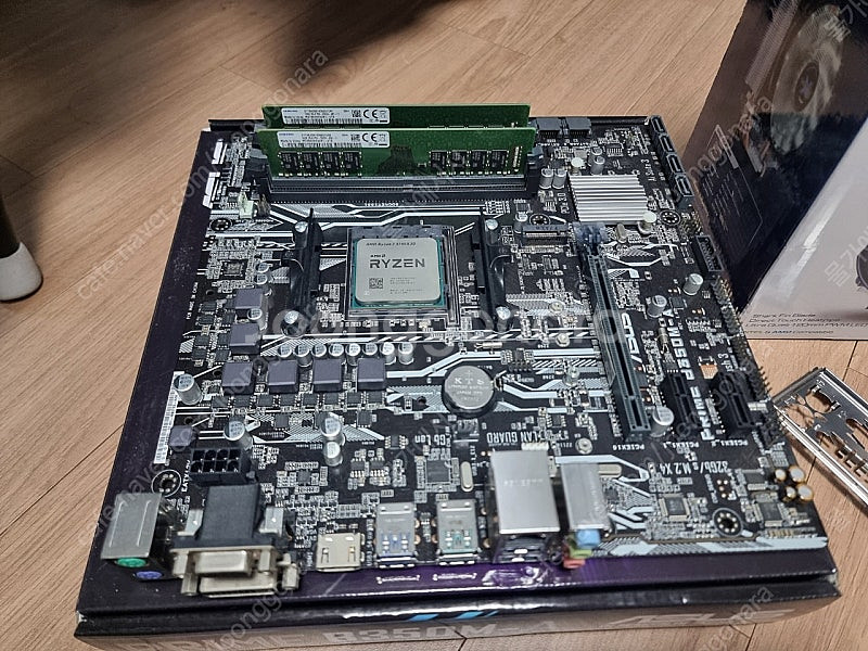 amd 5700x3d+asus b350+삼성 ddr4 ...--1