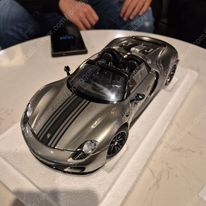 1:18 오토아트 918 스파이더 팝니다.