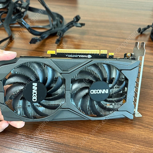 INNO3D GEFORCE GTX 1650 SUPER OC D6 4GB X2 판매합니다