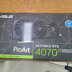 ASUS ProArt RTX4070 TI SUPER