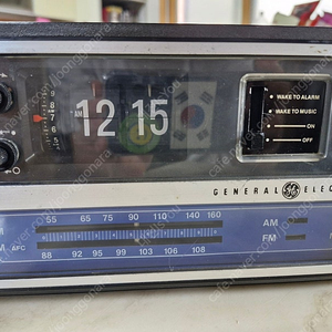 빈티지 라디오 플립시계