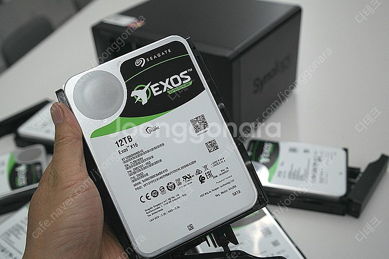 72테라 Synology DISKSTATION DS16...--9