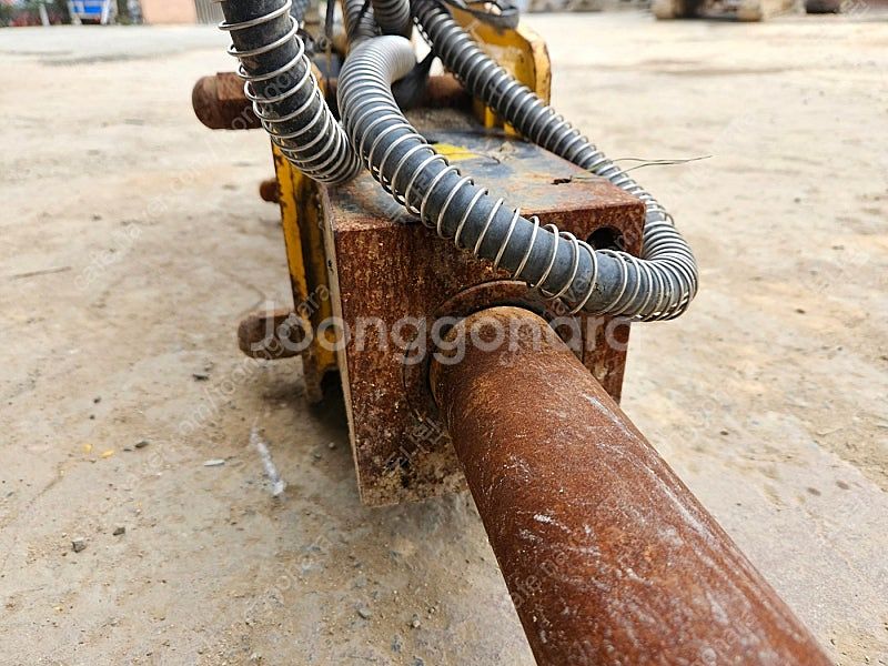 02 뿌레카 브레이커 수산 SB40E 중고굴삭기 어태치...--2