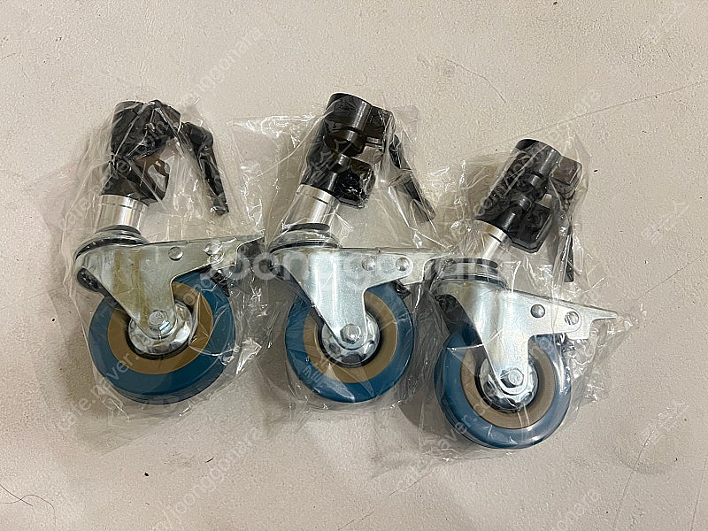 C 스탠드 바퀴 새제품 판매--0