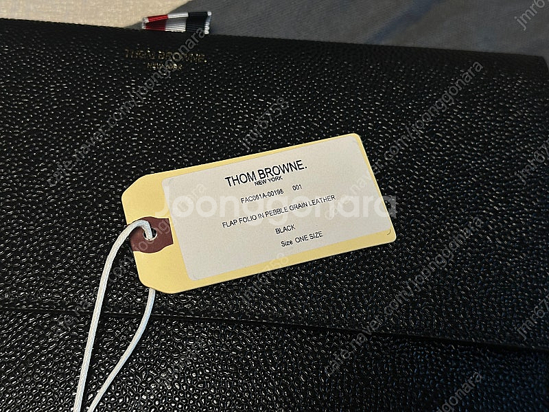 톰브라운 페블 그레인 레더 플랩 폴리오--2