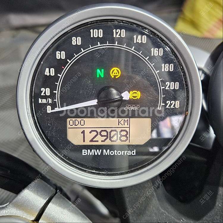 [포밸브] 20년 BMW 알나인티 노멀 : 네이키드 바...--5