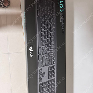 로지텍 키보드 mx keys s 미개봉 팝니다.