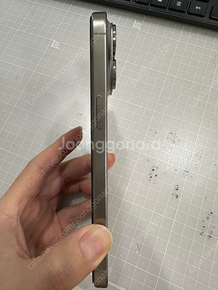아이폰15promax 256 판매합니다 블랙티타늄--3