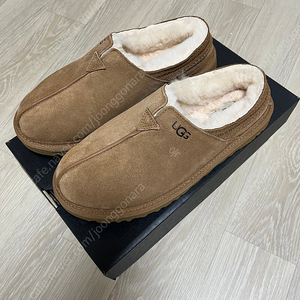 어그 UGG 뉴만 US9 270 사이즈 새상품