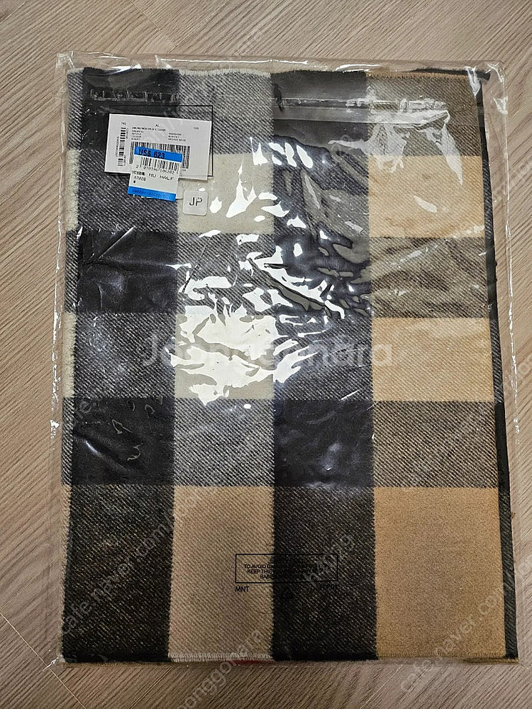 버버리 메가 체크 캐시미어 머플러 (A7026)--2