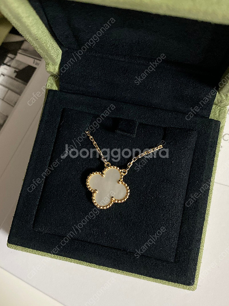 새상품 반클리프앤아펠 빈티지 알함브라 목걸이 마더오브펄--3