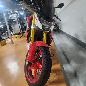 BMW G310R