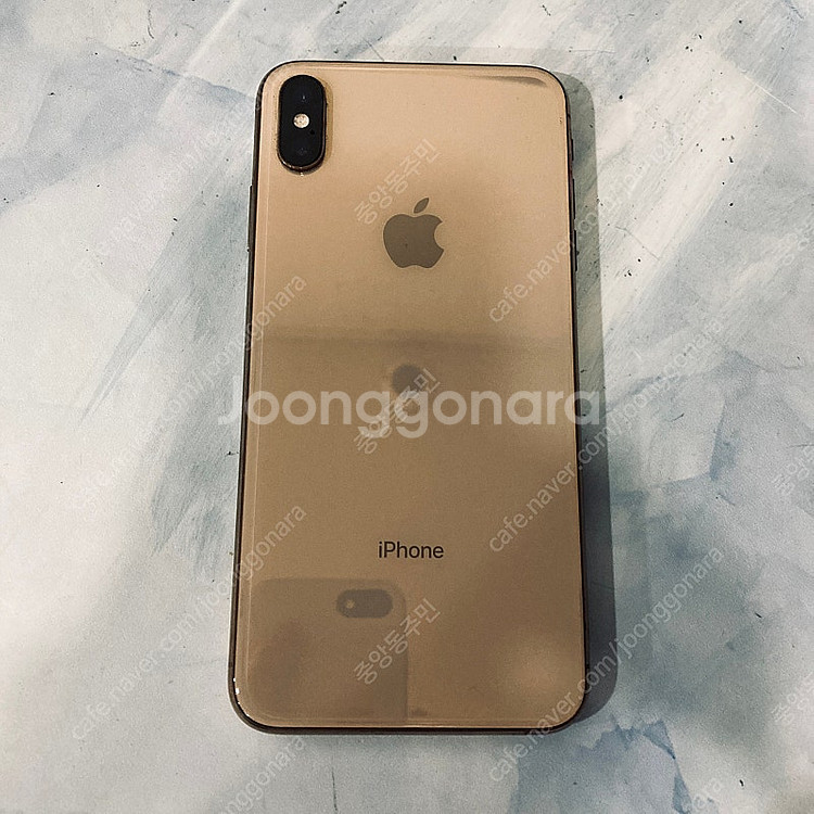 아이폰XS MAX 골드 256용량 매우깨끗 27만원 판매합니다!--1