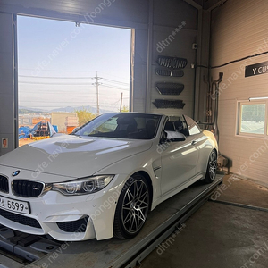 F83 M4 컨버터블