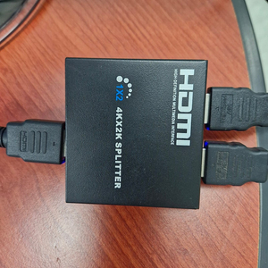 [안산] 벨톤(Velton) HDMI 4KX2K SPLITTER (1:2) 모니터 분배기