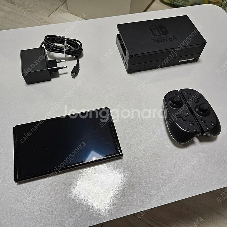 닌텐도 스위치 OLED+충전기+독+컨트롤러+파우치--8
