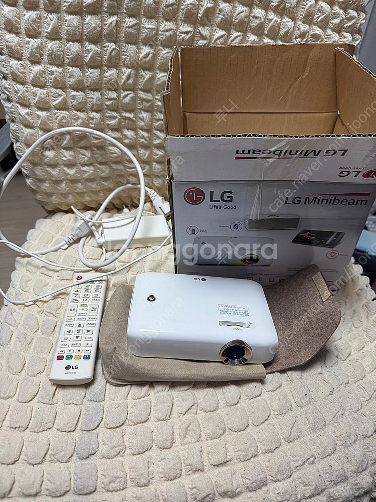 LG 빔프로젝트(PH550) 팝니다--0