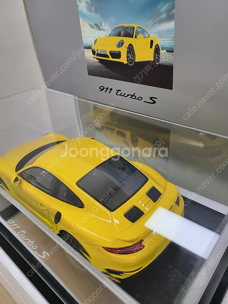 1:18다이캐스트 스파크 포르쉐 911터보--1