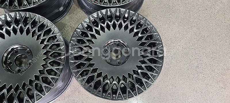 제네시스 g90 불판 벌집휠 고스트크롬 19인치 순정휠...--1