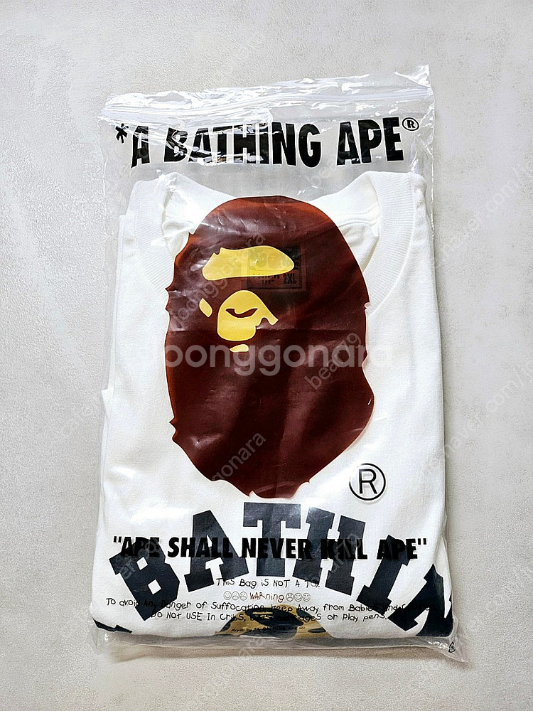 베이프 반팔티셔츠--0