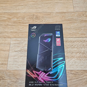 ASUS ROG STRIX ARION ESD-S1C 미개봉