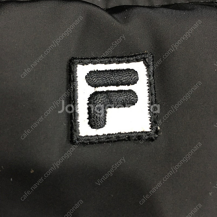 휠라 여성 블랙 프라우덴 롱 덕다운 패딩 자켓 F2DJ...--4