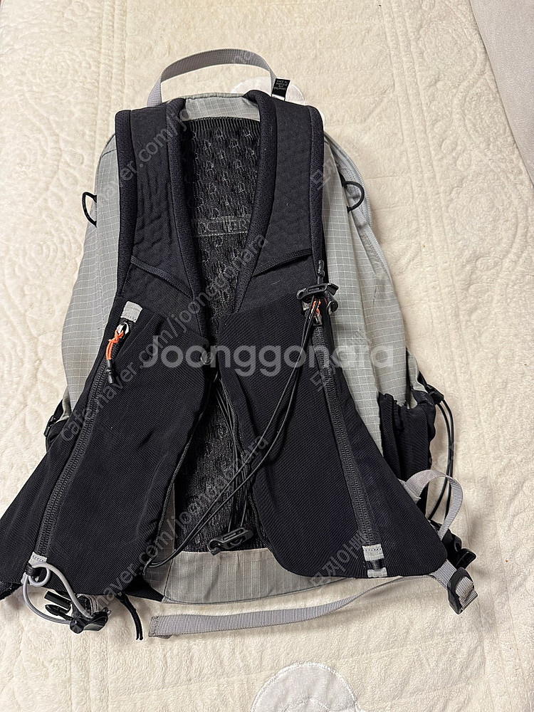 아크테릭스 에어리어스15 배낭 팔아요--1