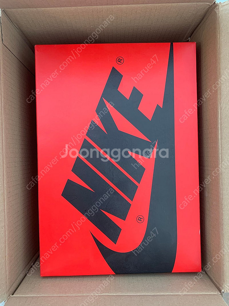 [완전 새제품/정품] Air Jordan 1 Retro...--2