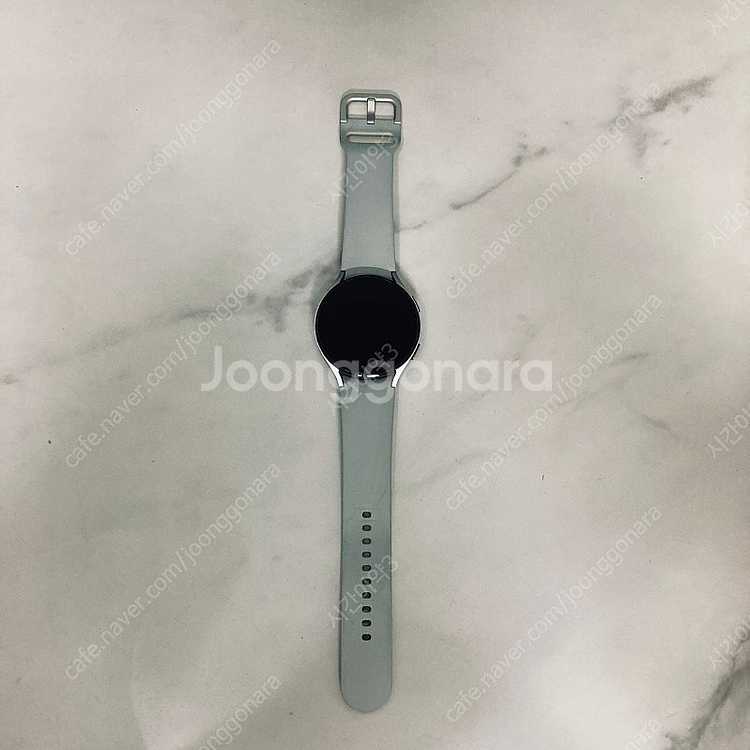 갤럭시 워치4 실버 44MM S급 케이블포함 7만5천원...--1
