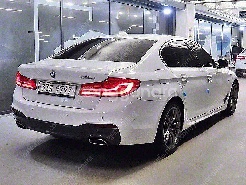 BMW 5시리즈 (G30) 520d M 스포츠 플러스 ...--3