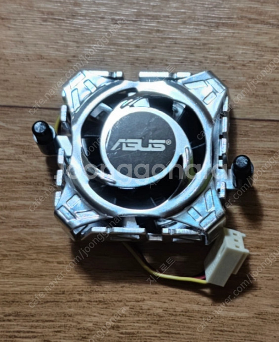 ASUS 40mm 3핀 방열팬--0