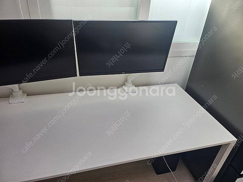 펀잇쳐스 f1 1800 화이트 책상 판매합니다(1800...--3