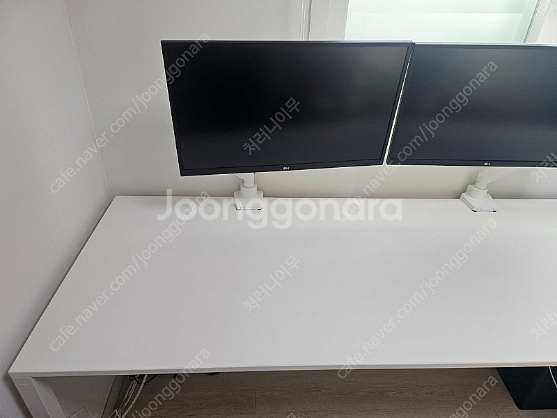 펀잇쳐스 f1 1800 화이트 책상 판매합니다(1800...--4