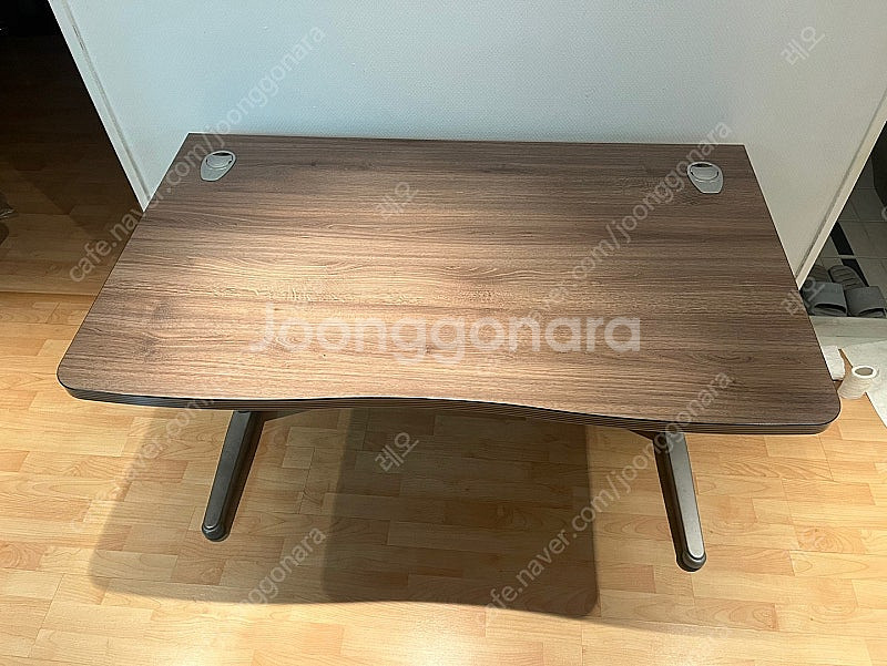 책상 팝니다-----------------3만--0