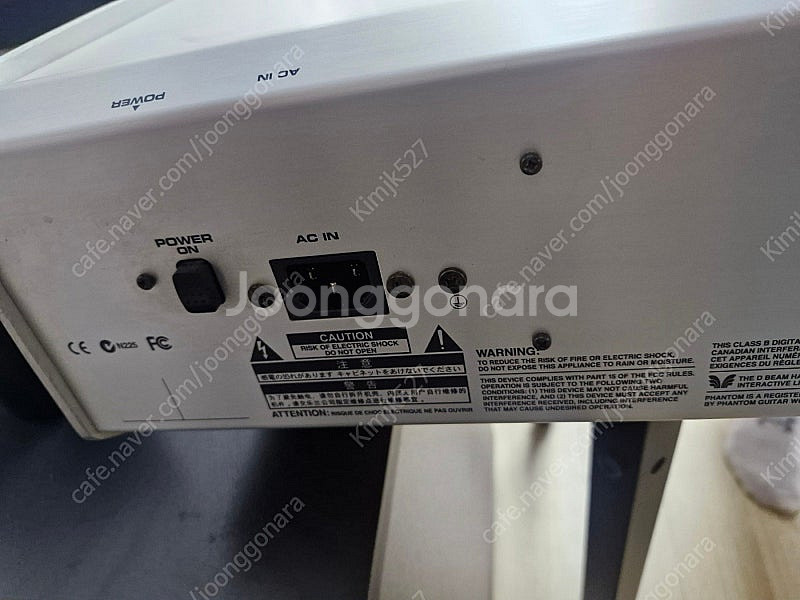 Roland Fantom X8--4