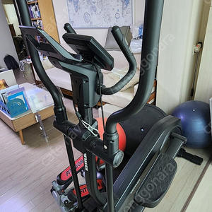 케틀러 리보4 일립티컬 RIVO4 Elliptical 싸이클론 유산소 운동기구