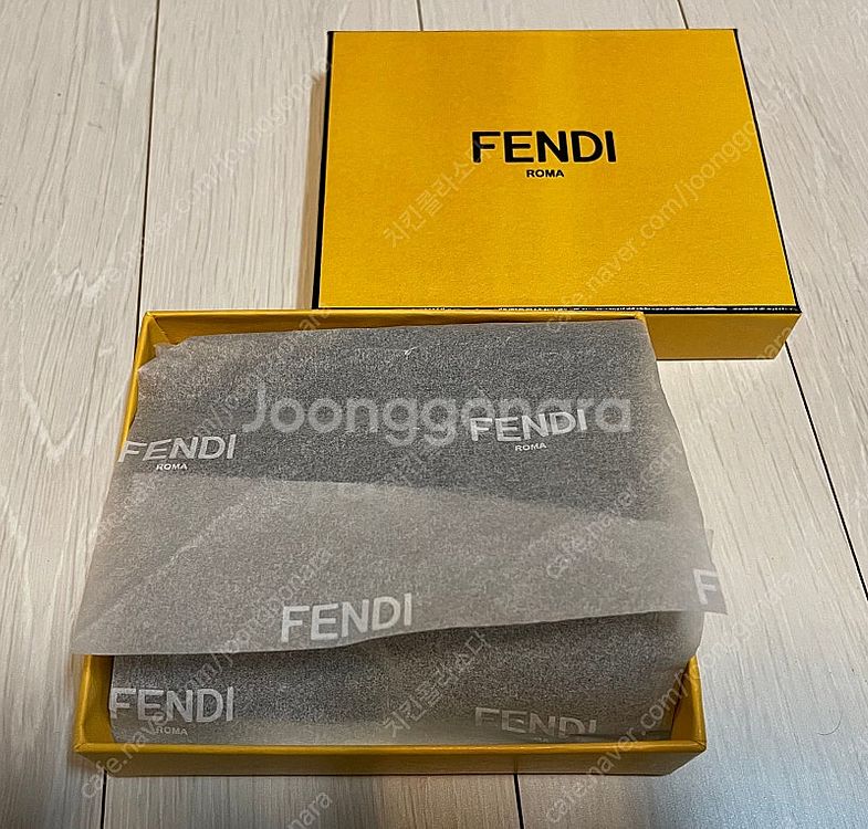 [FENDI]펜디 케이스 박스(파우치포함)판매 합니다--4