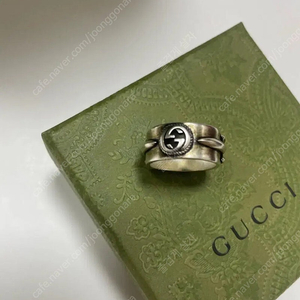 구찌 독특한 반지 17호 gucci