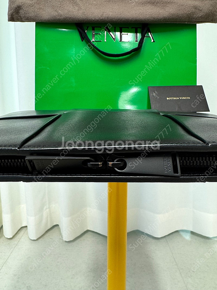 보테가 베네타 클러치 (백화점 정품)--5